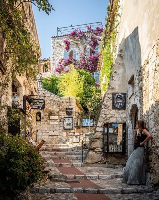 Studio Au Calme, Avec Terrasse Et Parking A Eze Village Bagian luar foto